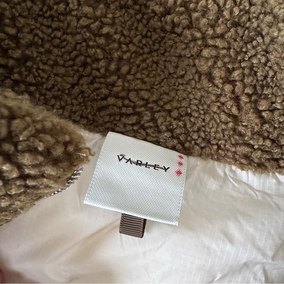 New Varley Sherpa Puffer Jacket Dark Olive Green Large - Picture 7 of 10